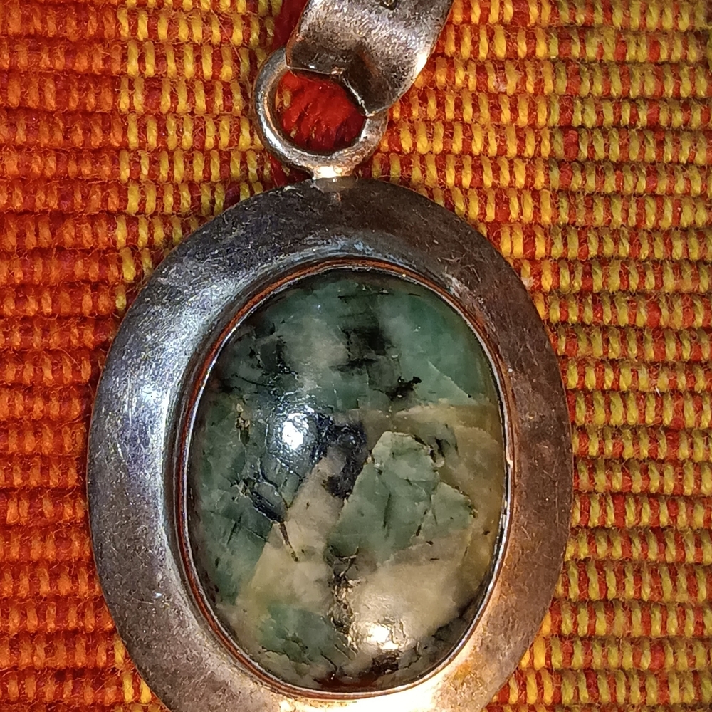 Oblong Circular  Hand Crafted Pendant with Bail - Picture 7 of 8